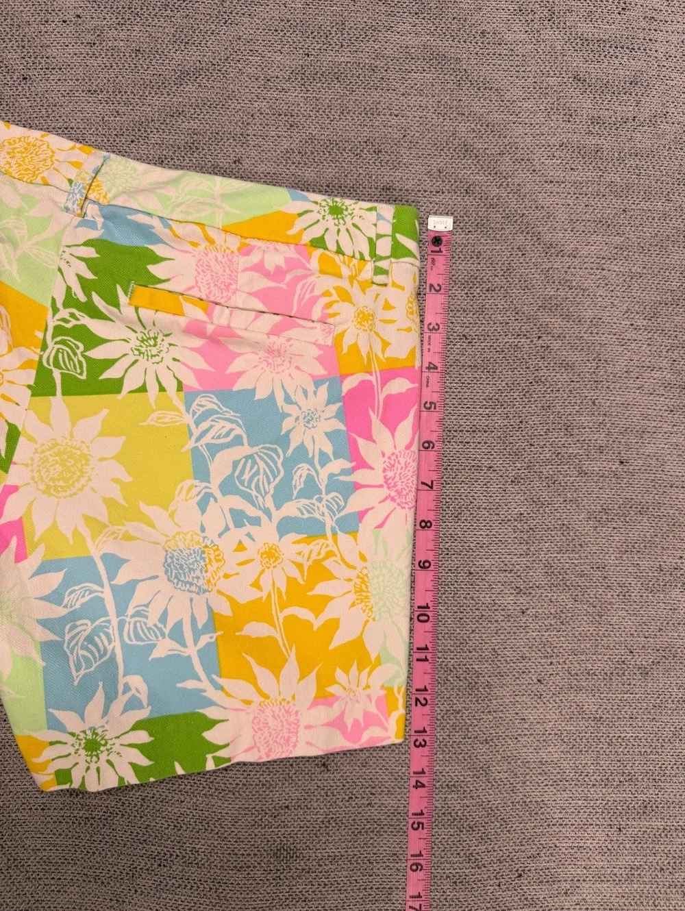 Lilly Pulitzer Floral Print Shorts Women Size 6 Multicolor